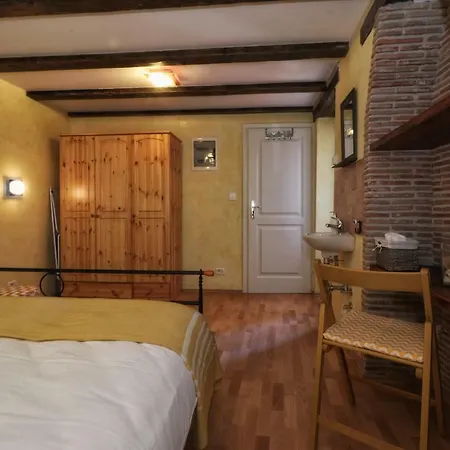 Apartman Superb Townhouse Montalbano *
